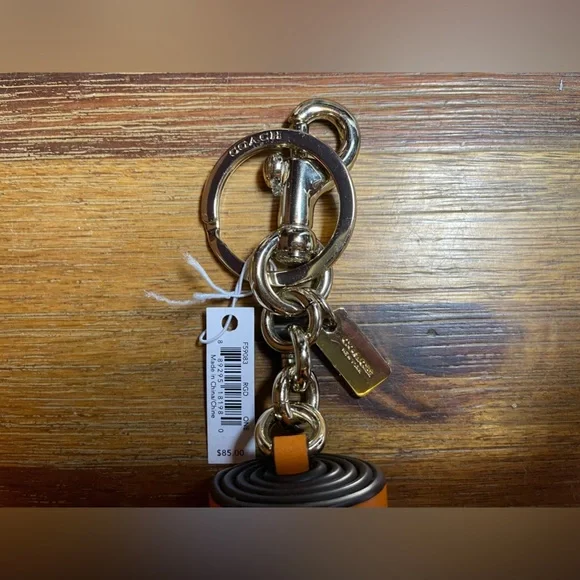 NWT Coach Leather Tassel Key Fob Keyring/ Bag Charm - Picture 3 of 7